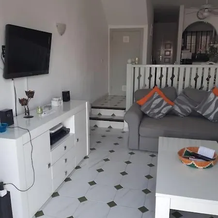 El Marques Townhouse Апартаменты *