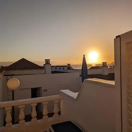 El Marques Townhouse * Пуэрто-де-Сантьяго